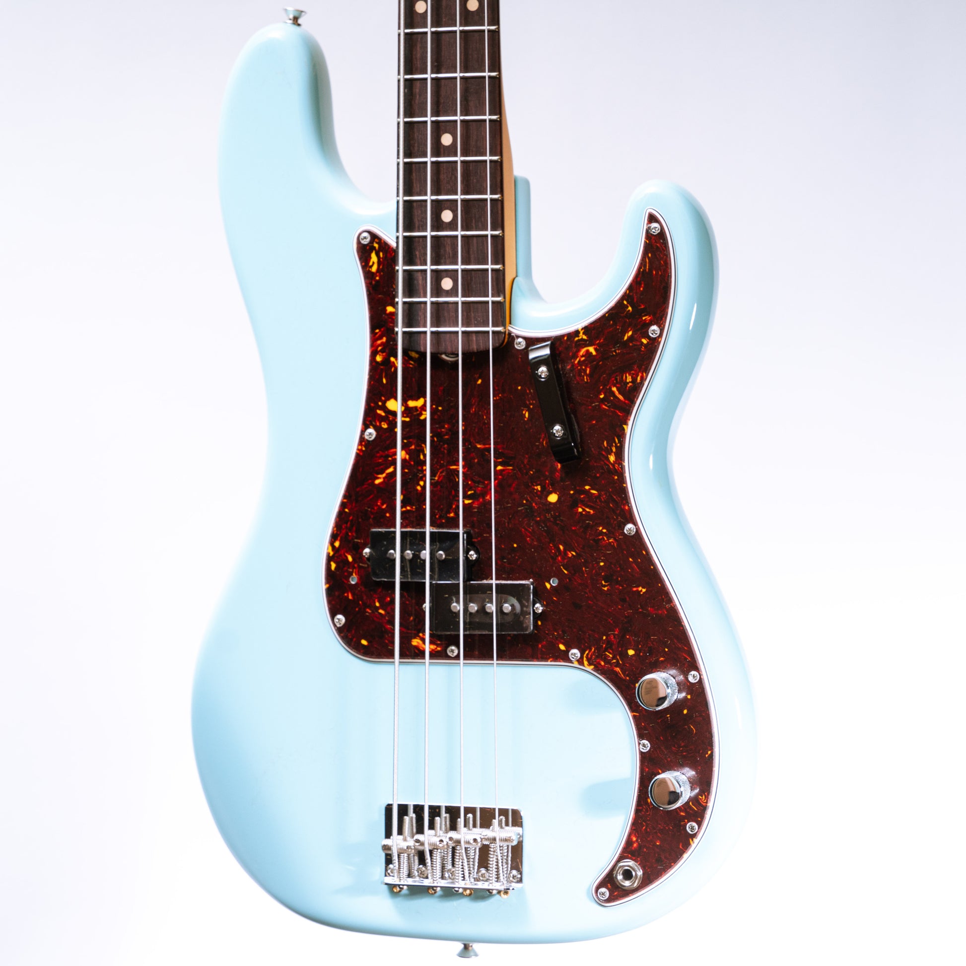 Fender American Vintage II '60 Precision Bass in Daphne Blue