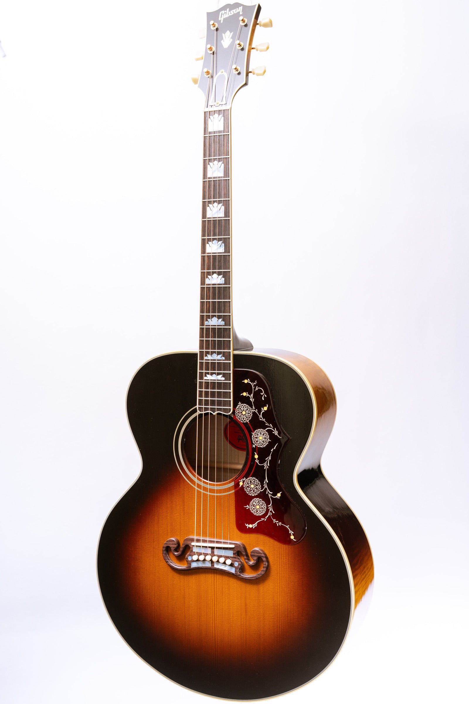 Gibson Acoustic Custom Shop '57 SJ-200 in Vintage Sunburst