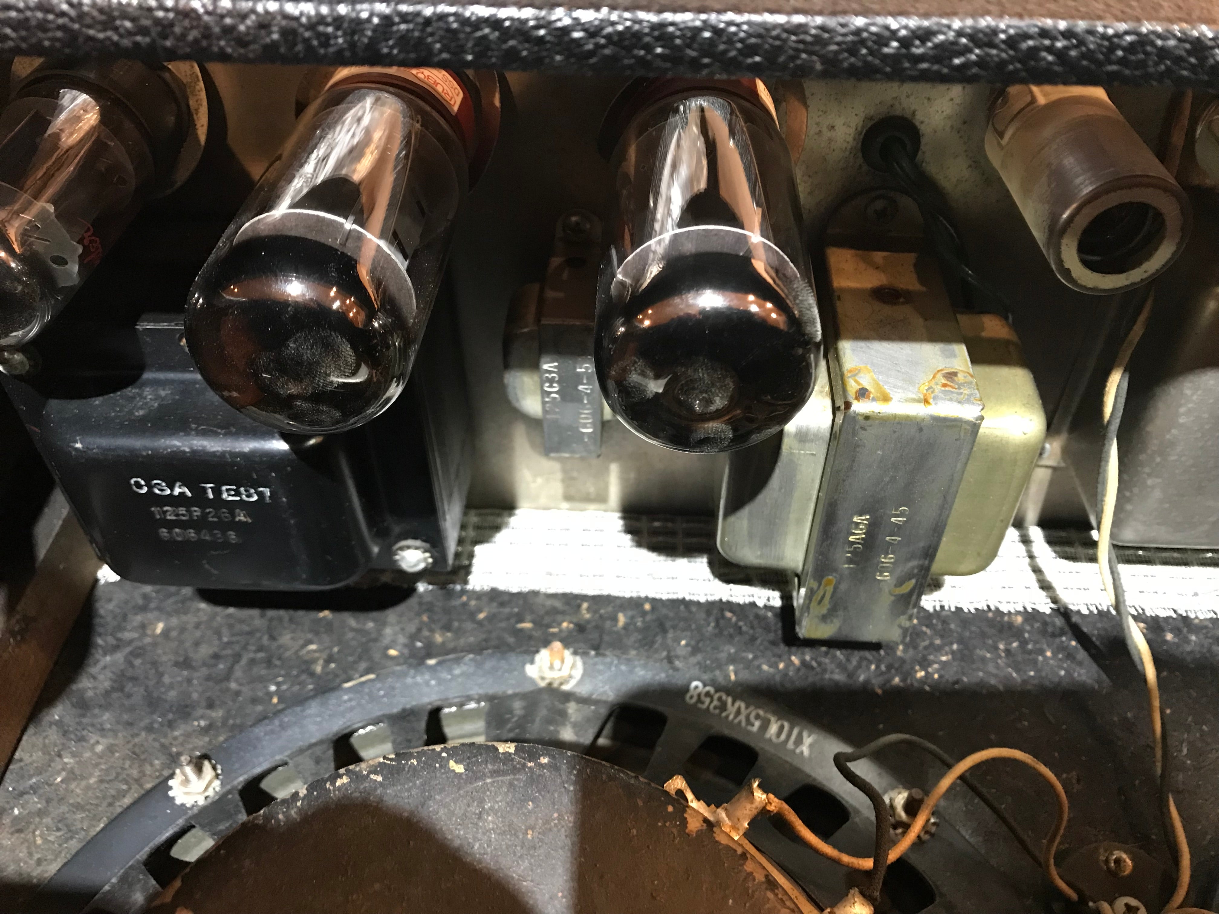 Fender - 1965 - Vibrolux Reverb
