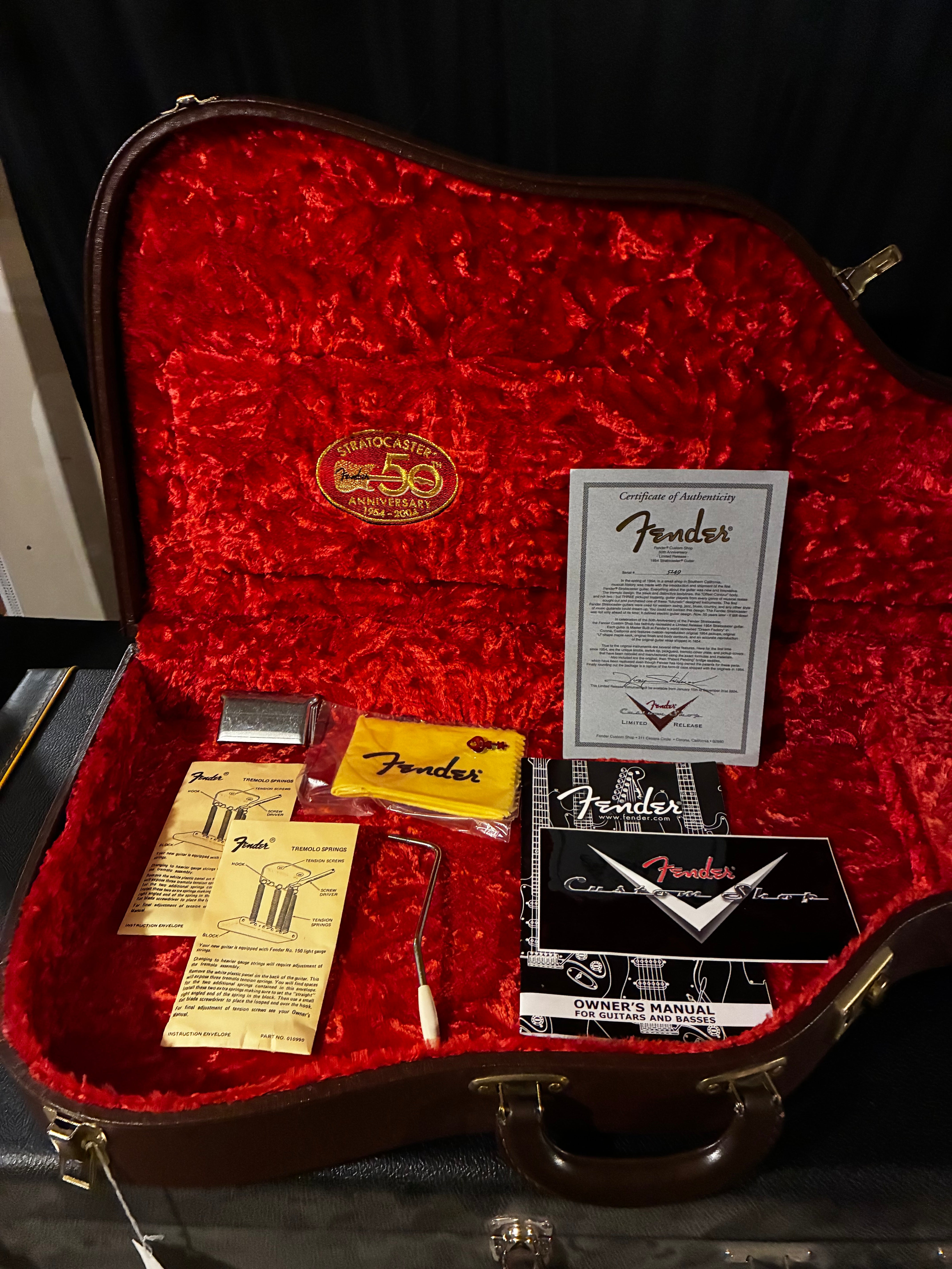 Fender Masterbuilt Yuriy Shishkov '54 Stratocaster in Tobacco Sunburst