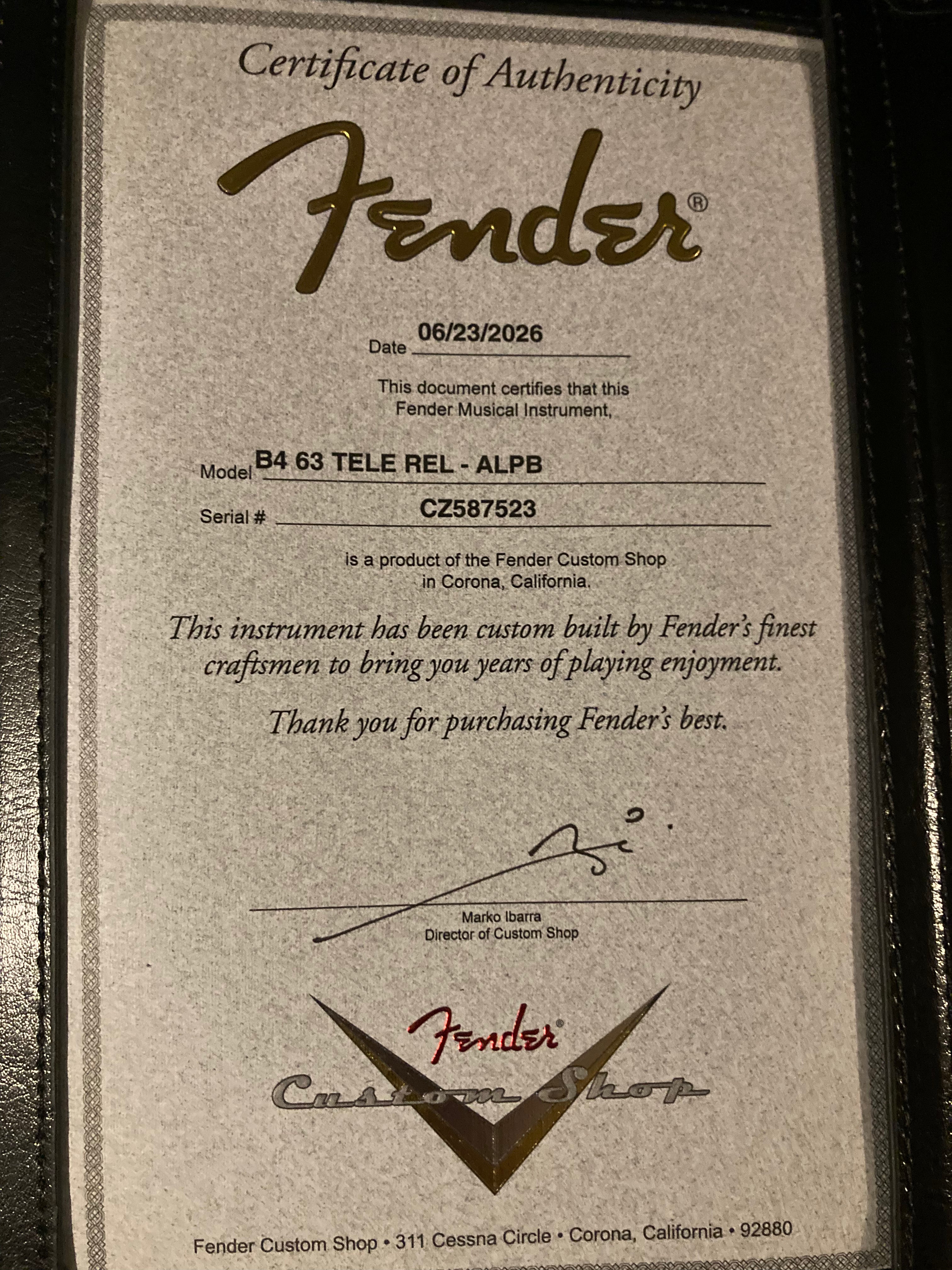 Fender Custom Shop 1963 TELECASTER® RELIC® Aged Lake Placid Blue
