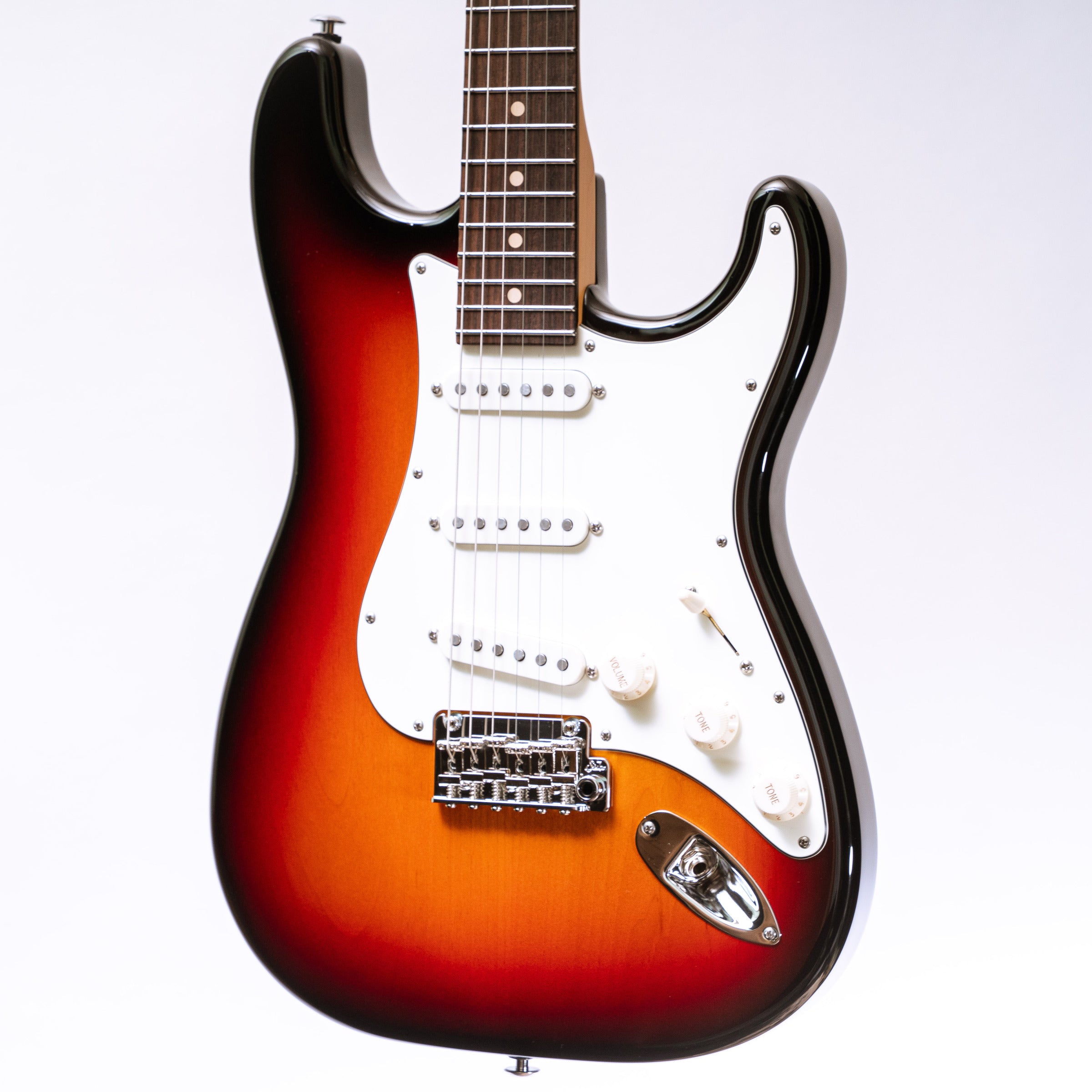 Suhr Classic S in 3-Tone Burst – Lidgett Music